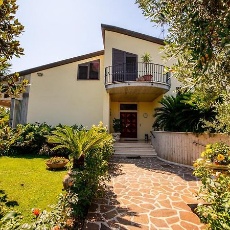 Villa Tigli Luxury B&B Martinsicuro Exteriér fotografie